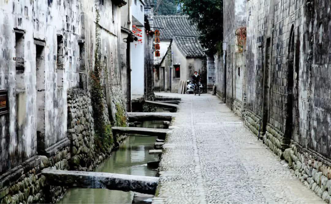 《蜗居》大结局揭秘:海藻500万给宋太,求海藻谅解!
